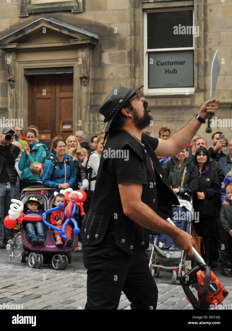 Edinburgh Fringe Festival Street Performer busker Royal Mile Stockfoto