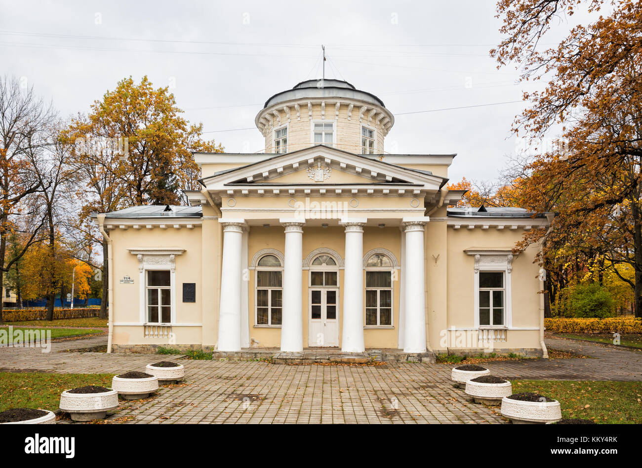 Herrenhaus von Leutnant strukov. ein architektonisches Monument des 19. Jahrhunderts. Stockfoto