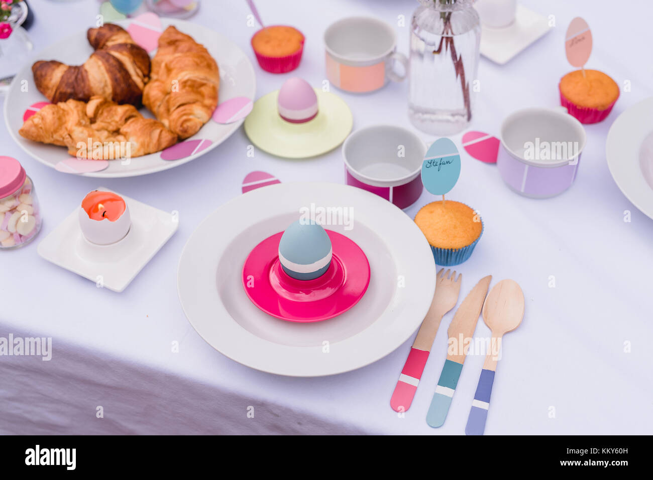 Garten Tisch, bedeckt, Osterfrühstück, detail, Stockfoto
