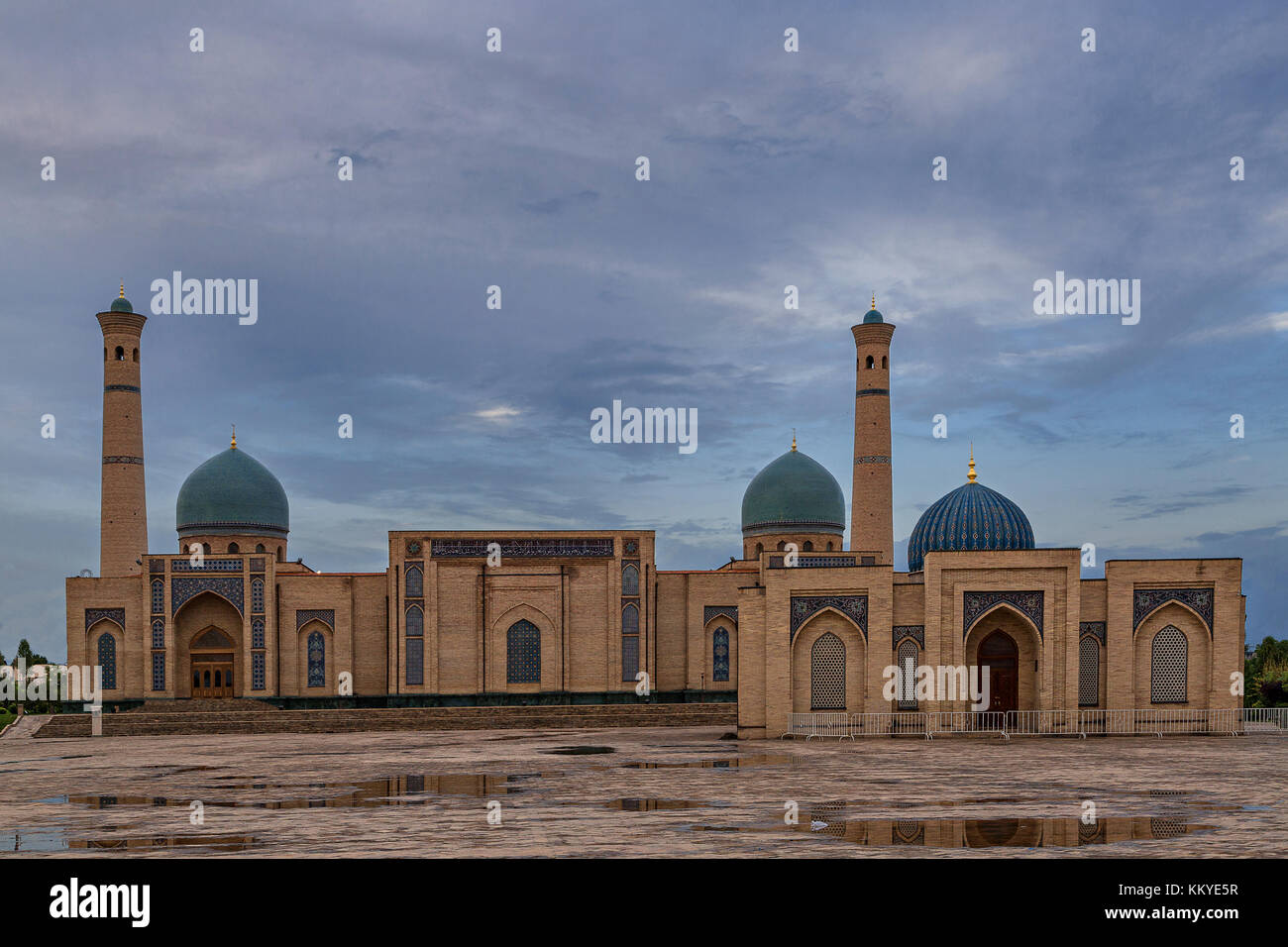 Khast Imam Moschee religiösen Komplex in Taschkent, Usbekistan. Stockfoto