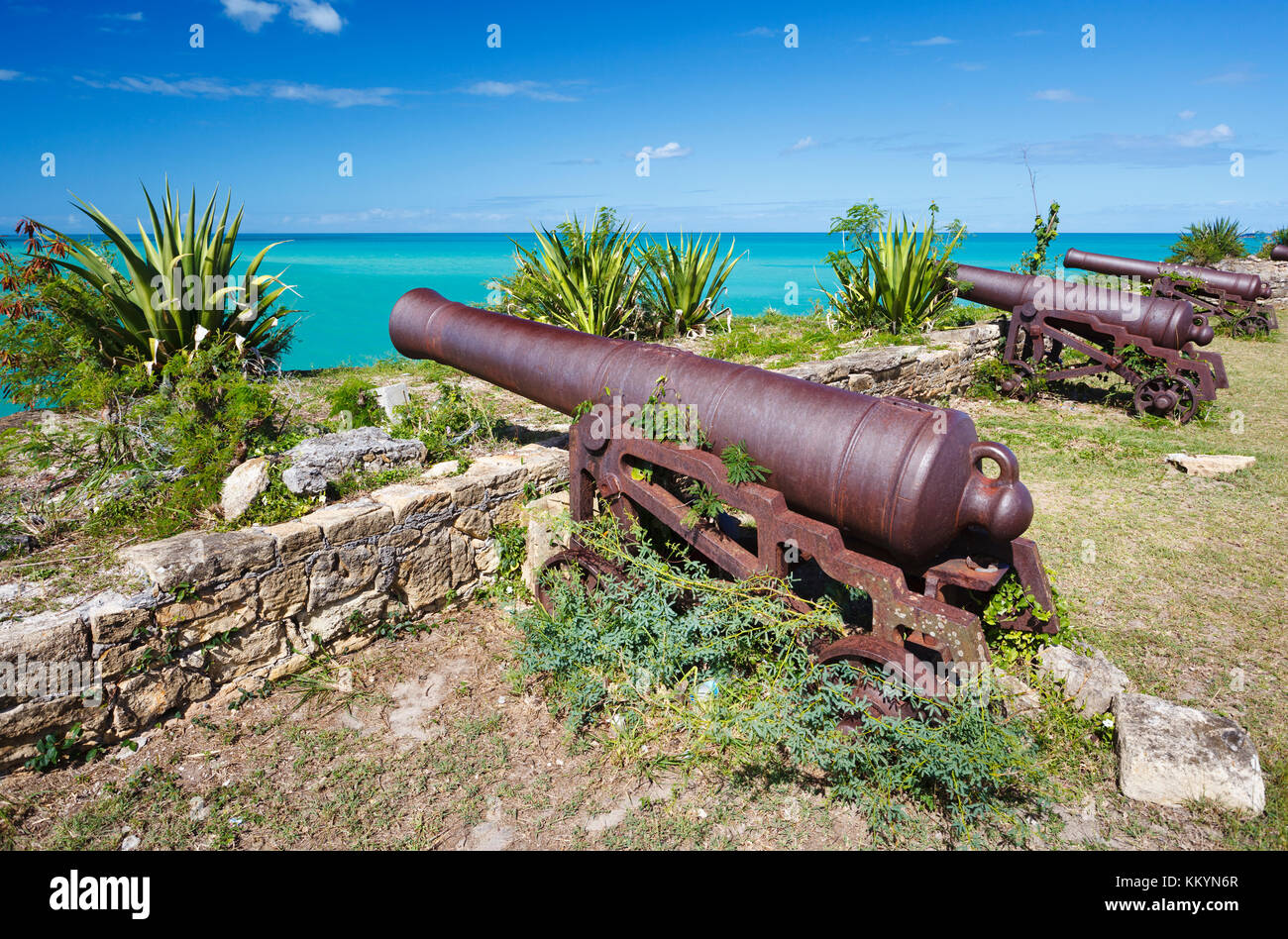 Alte Kanonen bei Fort James in Antigua. Stockfoto