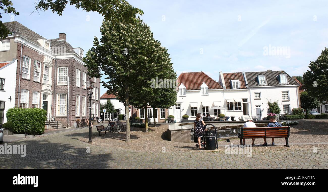 Malerische Vischmarkt Square, Innere Stadt Harderwijk, Niederlande Stockfoto