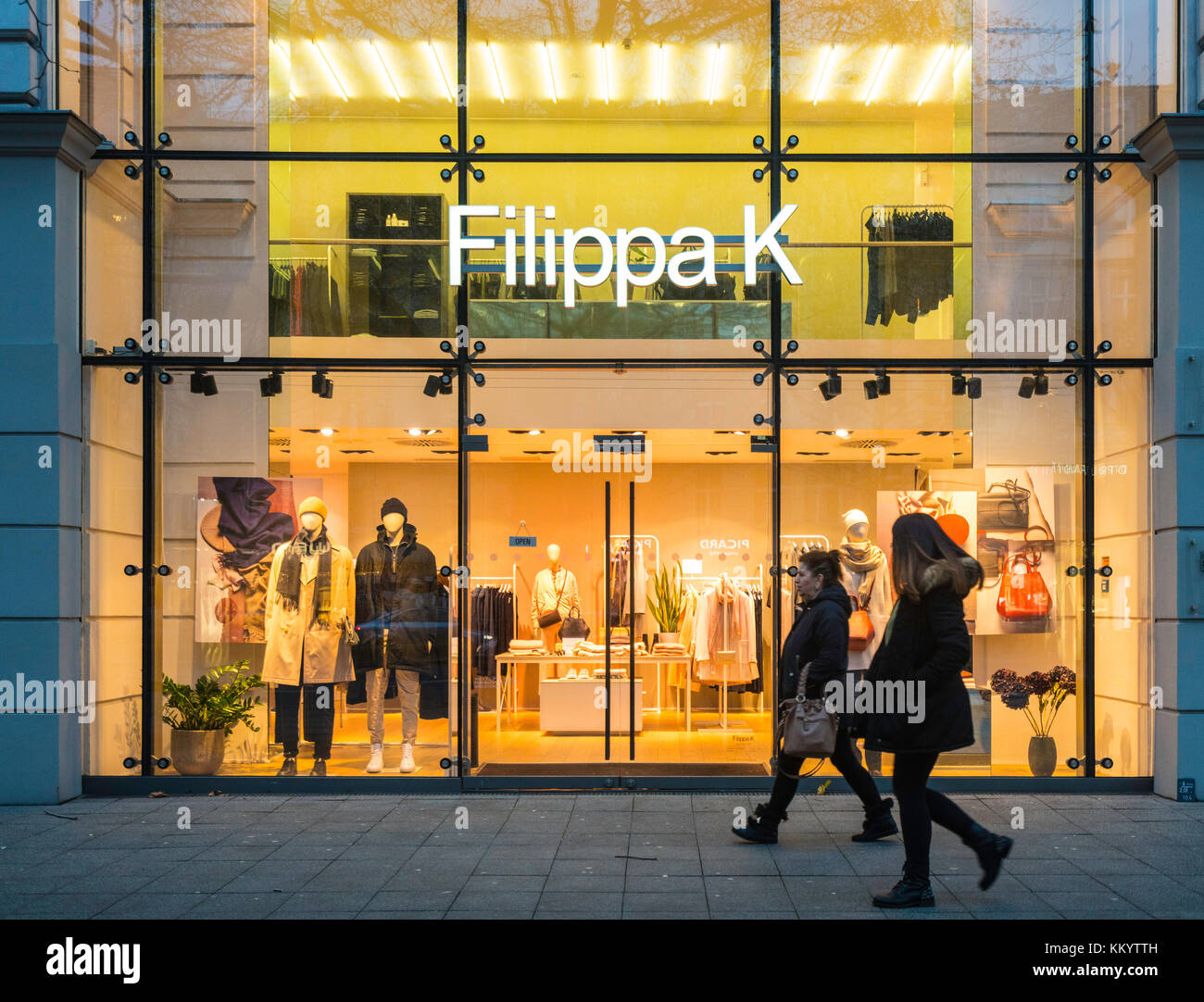 Filippa K Laden in der berühmten Einkaufsstraße Kurfürstendamm in Berlin. Stockfoto