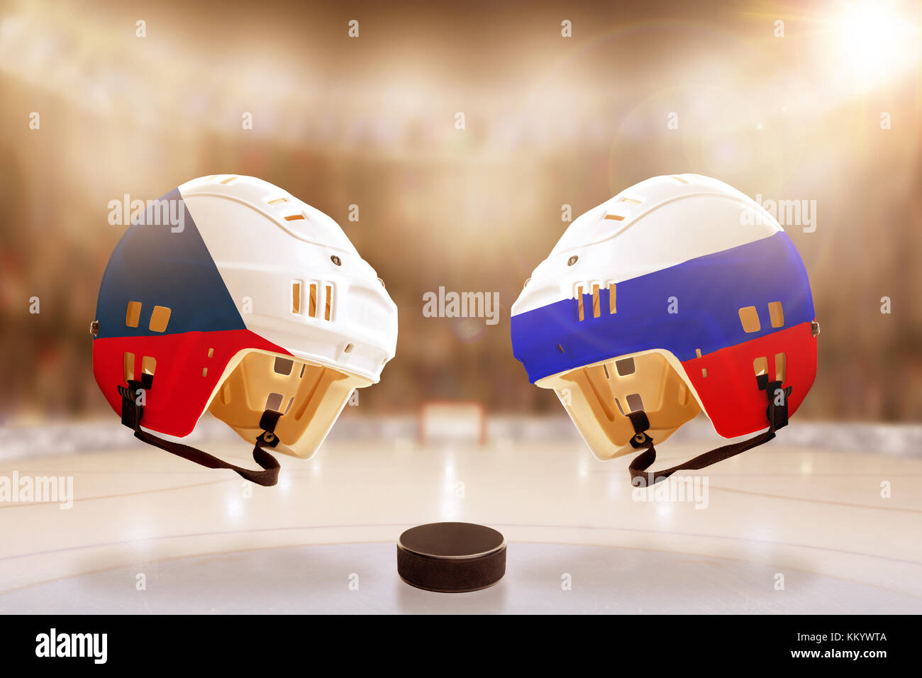 Low Angle View hockey Helme mit der Tschechischen Republik und Russland Fahnen bemalt und Hockey Puck auf dem Eis in hell erleuchteten Stadion Hintergrund. Konzept der in Stockfoto