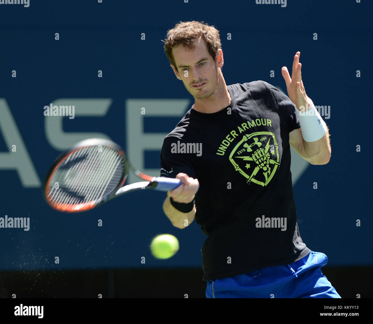 FLUSHING MEADOWS, NY - 28. AUGUST: Andy Murray auf dem Übungsplatz vor dem Start der US Open 2016 im USTA Billie Jean King National Tennis Center am 28. August 2016 im Queens Borough von New York City. Leute: Andy Murray Stockfoto