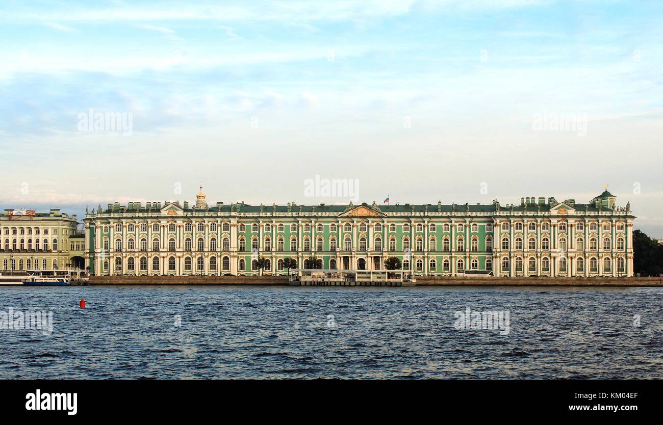 Winter Palace von Neva in St. Petersburg, Russland Stockfoto