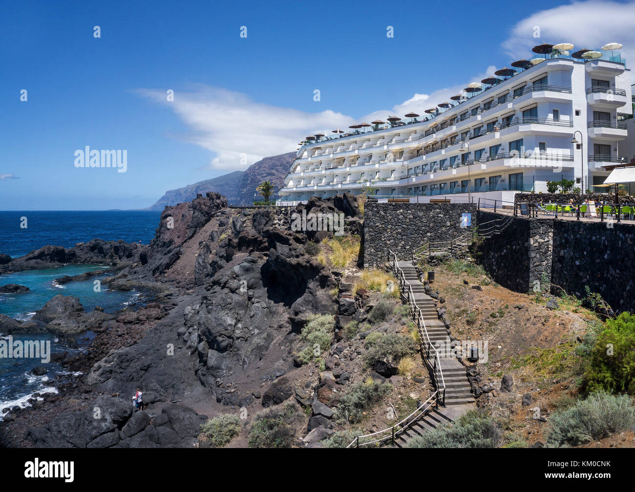 Hotelanlage in Los Gigantes, Westküste von Teneriffa, Kanarische Inseln, Spanien Stockfoto
