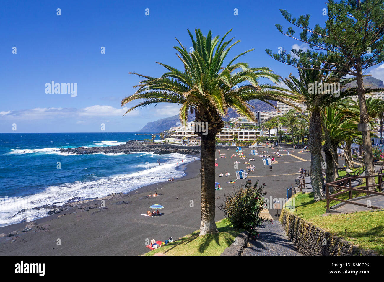 Playa la Arena, dunklen Strand im Dorf La Arena, Westküste, Teneriffa, Kanarische Inseln, Spanien Stockfoto