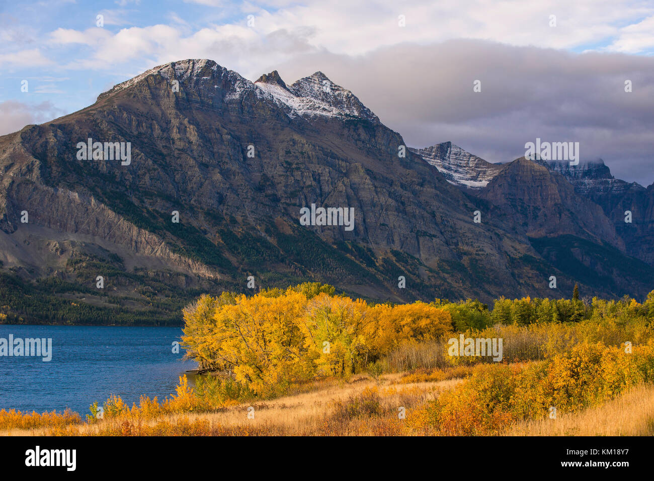 St Mary's Lake, Glacier NP, Montana, von Bruce Montagne/Dembinsky Foto Assoc Stockfoto