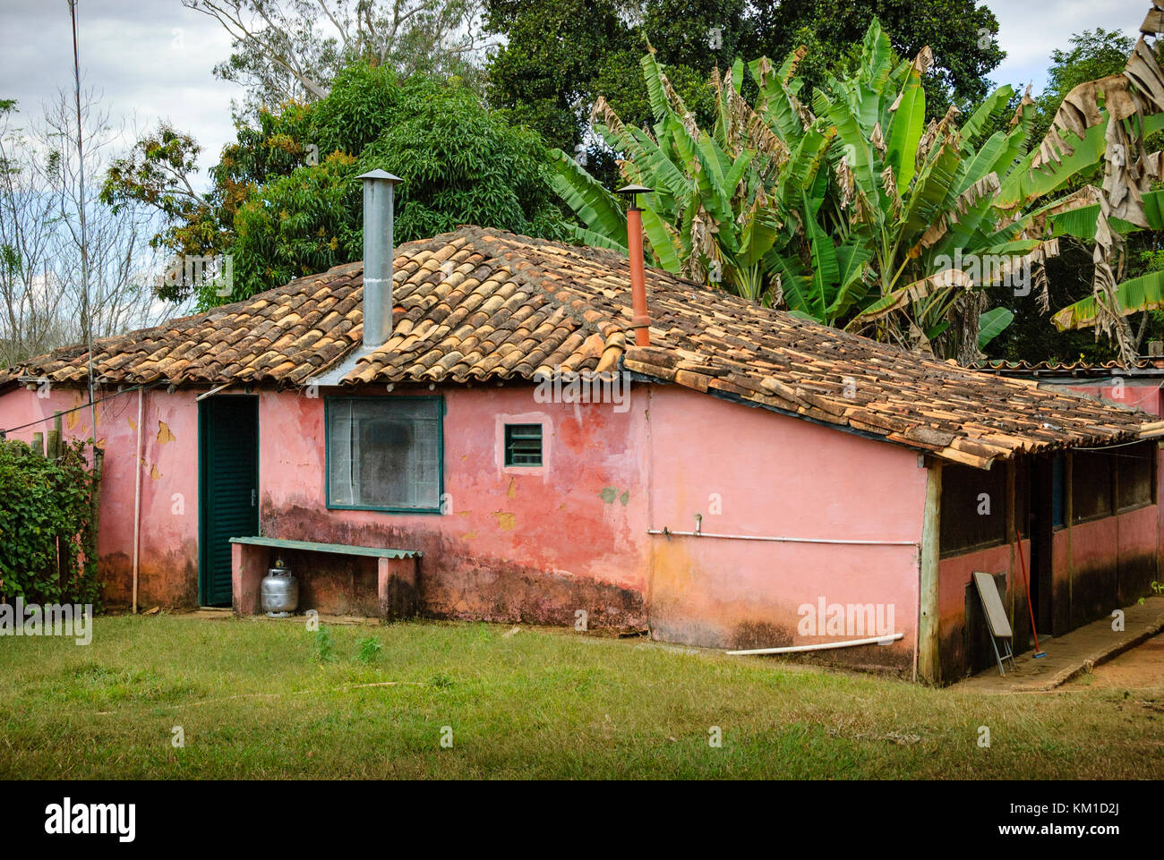 Typisch Brasilianische ländlichen Heimat, kleinen Bauernhof Immobilien Haus, Bauernhaus, Bundesstaat Minas Gerais, Brasilien. Stockfoto