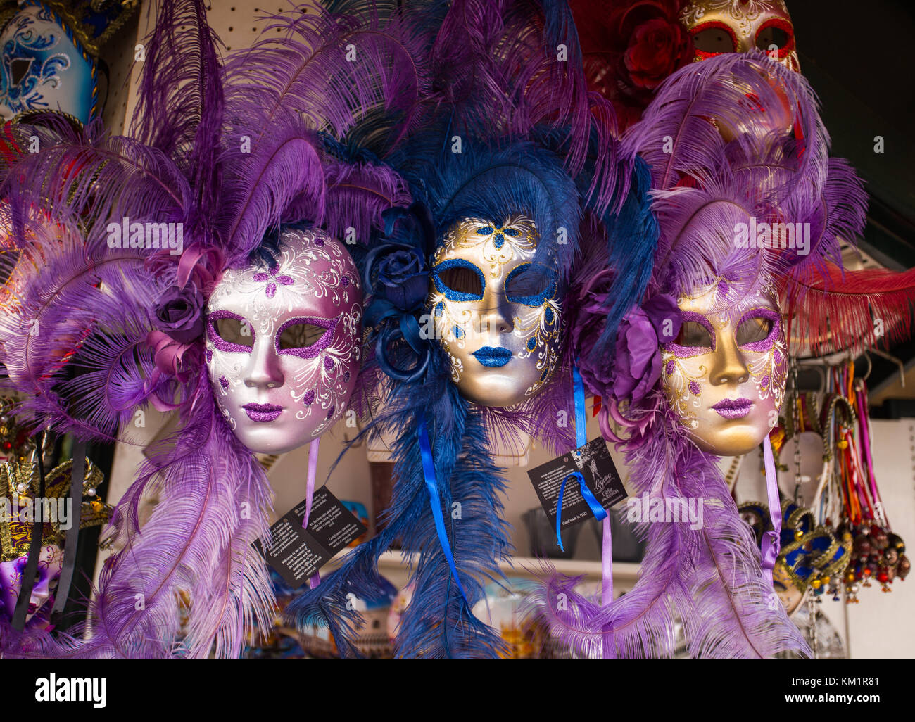 Venedig (Venezia), Italien, Oktober 18, 2017 - Karneval in Venedig Masken, Masken Venedig zum Verkauf auf dem Markt, Venedig, Italien Stockfoto