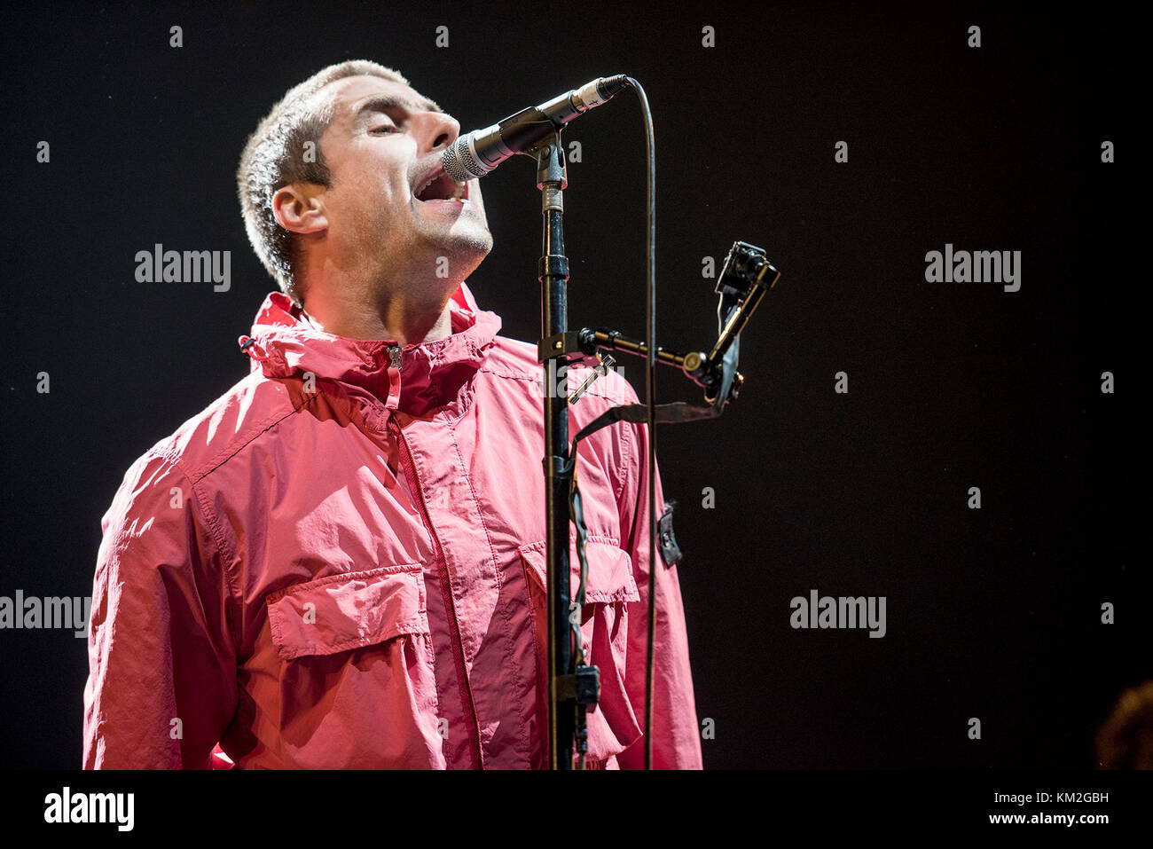 Leeds, Großbritannien. 3 Dez, 2017. Liam Gallagher auf den ersten direkten Arena führt, Leeds, UK auf der öffnung Nacht seines UK Arena Tour, Leeds 03/12/2017 Credit: Gary Mather/alamy leben Nachrichten Stockfoto