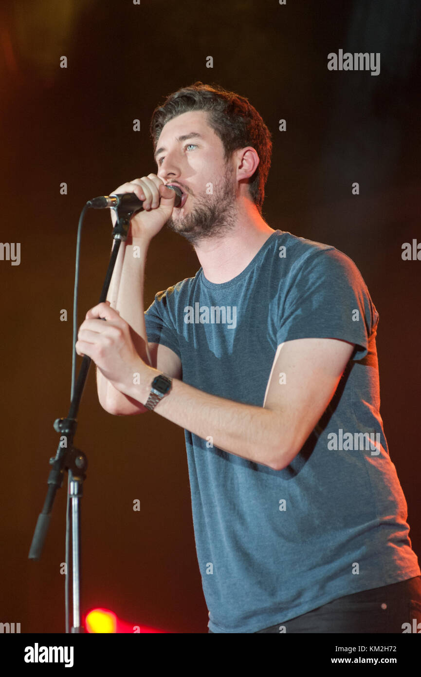 Bognor Regis, Großbritannien. Dezember 2017. April Towers spielen Electric Dreams Festival. Quelle: Ken Harrison/Alamy Live News Stockfoto