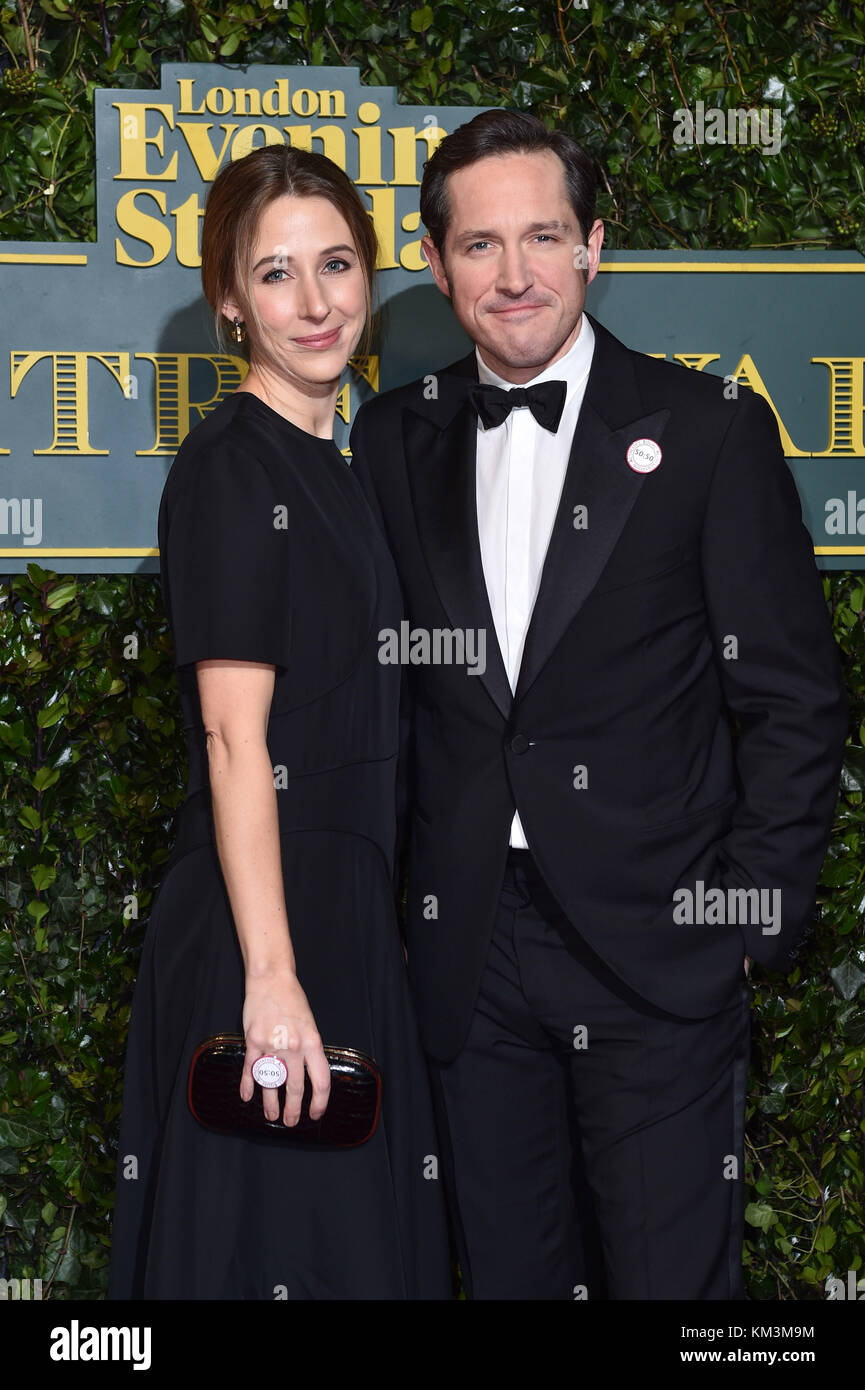 Bertie Carvel und Sally Scott an der Evening Standard Theater Awards, im Theatre Royal in London. PRESS ASSOCIATION Foto. Bild Datum: Sonntag, Dezember 3rd, 2016. Photo Credit: Matt Crossick/PA-Kabel. Stockfoto