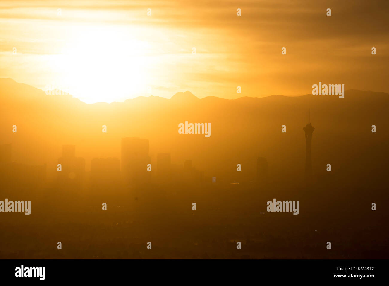 Skyline von Las Vegas bei Sonnenuntergang Stockfoto