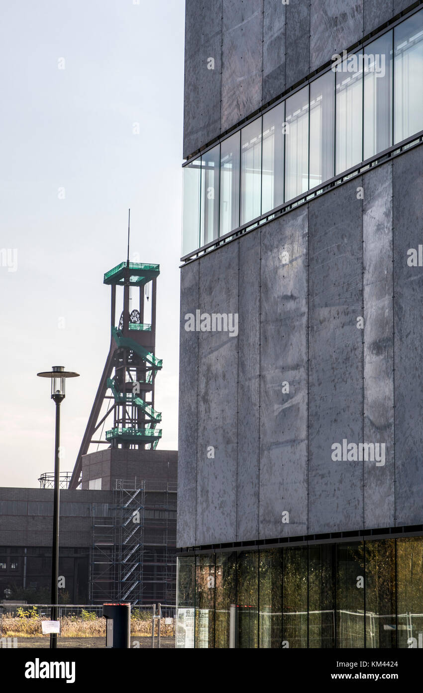 Neubau des Folkwang Universität der Künste, auf dem Gelände der Zeche Zollverein in Essen, Deutschland Stockfoto