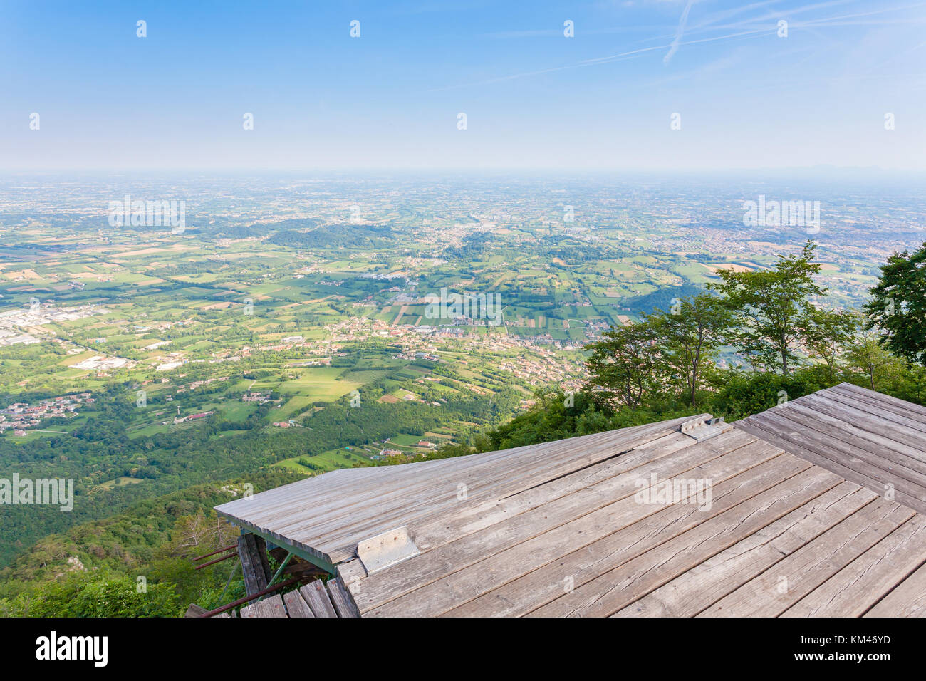 Paragliding-Plattform-Blick von oben. Paragliding, Extremsport Stockfoto