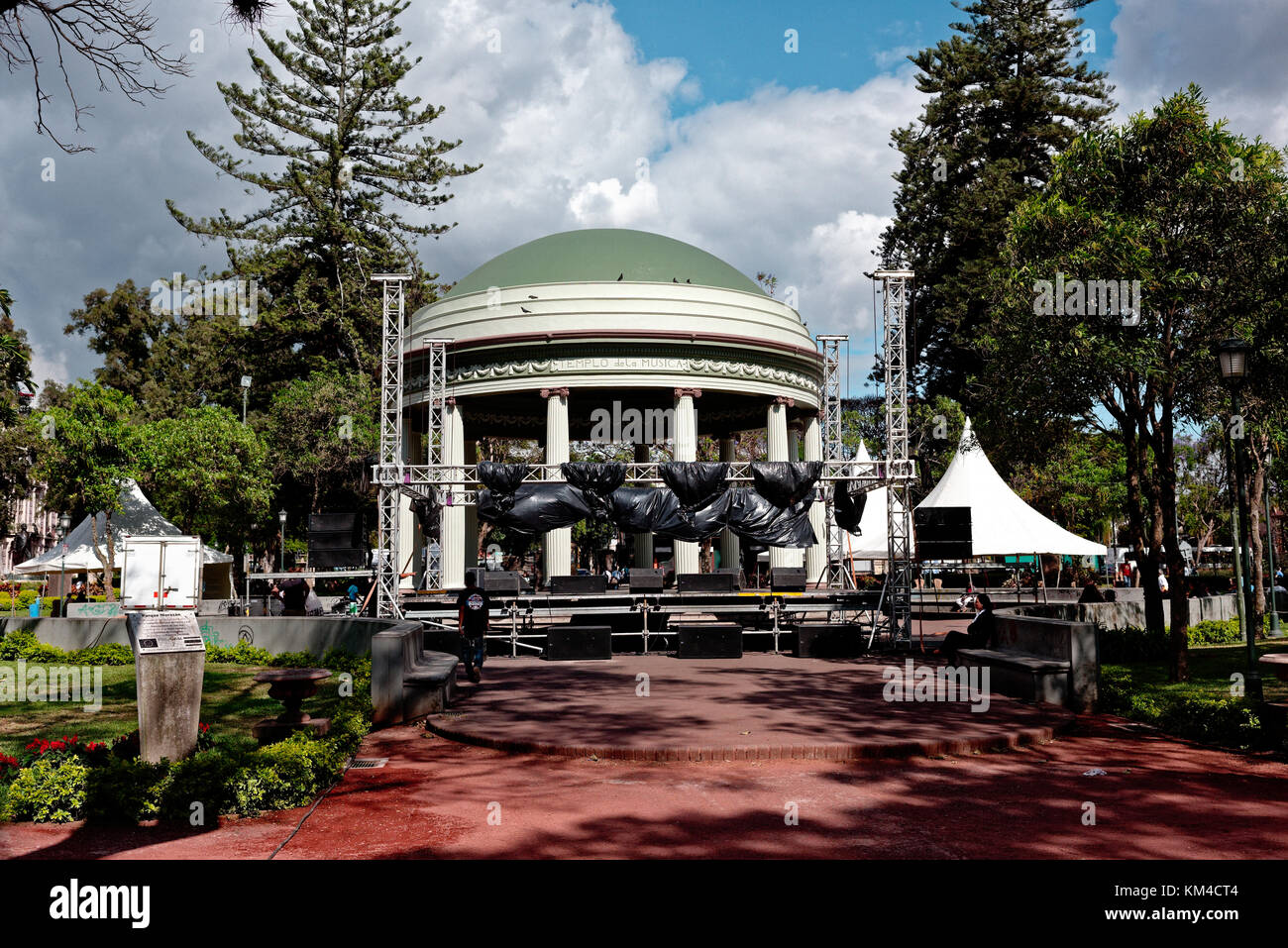 Der Templo de la Musica bereit für einen Gig in Parque Morazan, San Jose Costa Rica Stockfoto