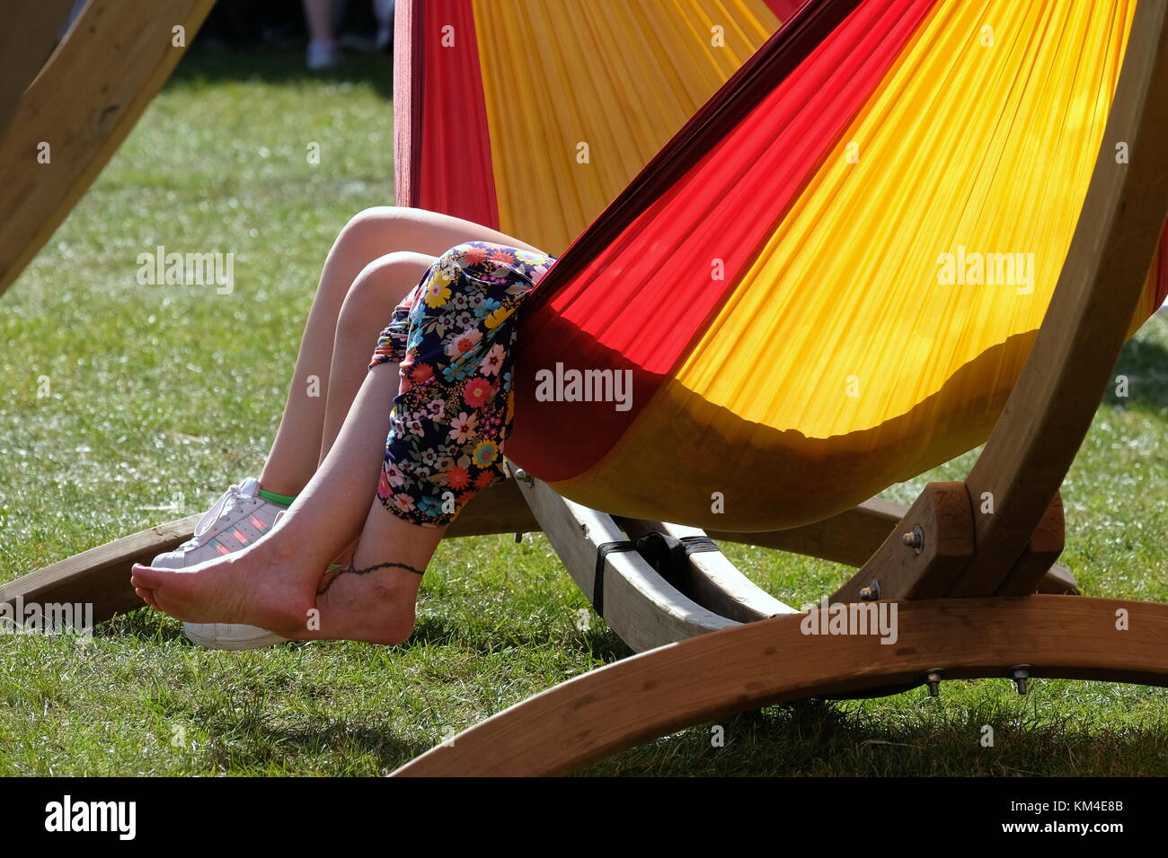 Rote Adidas Hose Stockfotos und bilder Kaufen Alamy Rote Adidas Hose Stockfotos und bilder Kaufen Alamy