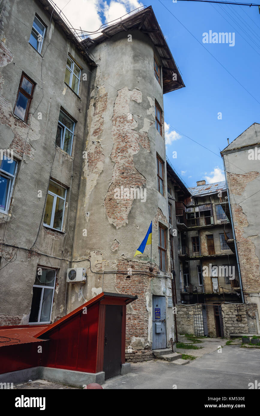 Hof der historischen und Gedenkstätte Museum der politischen Gefangenen in Ternopil Stadt, Verwaltungszentrum des Gebiets Ternopil, Ukraine Stockfoto