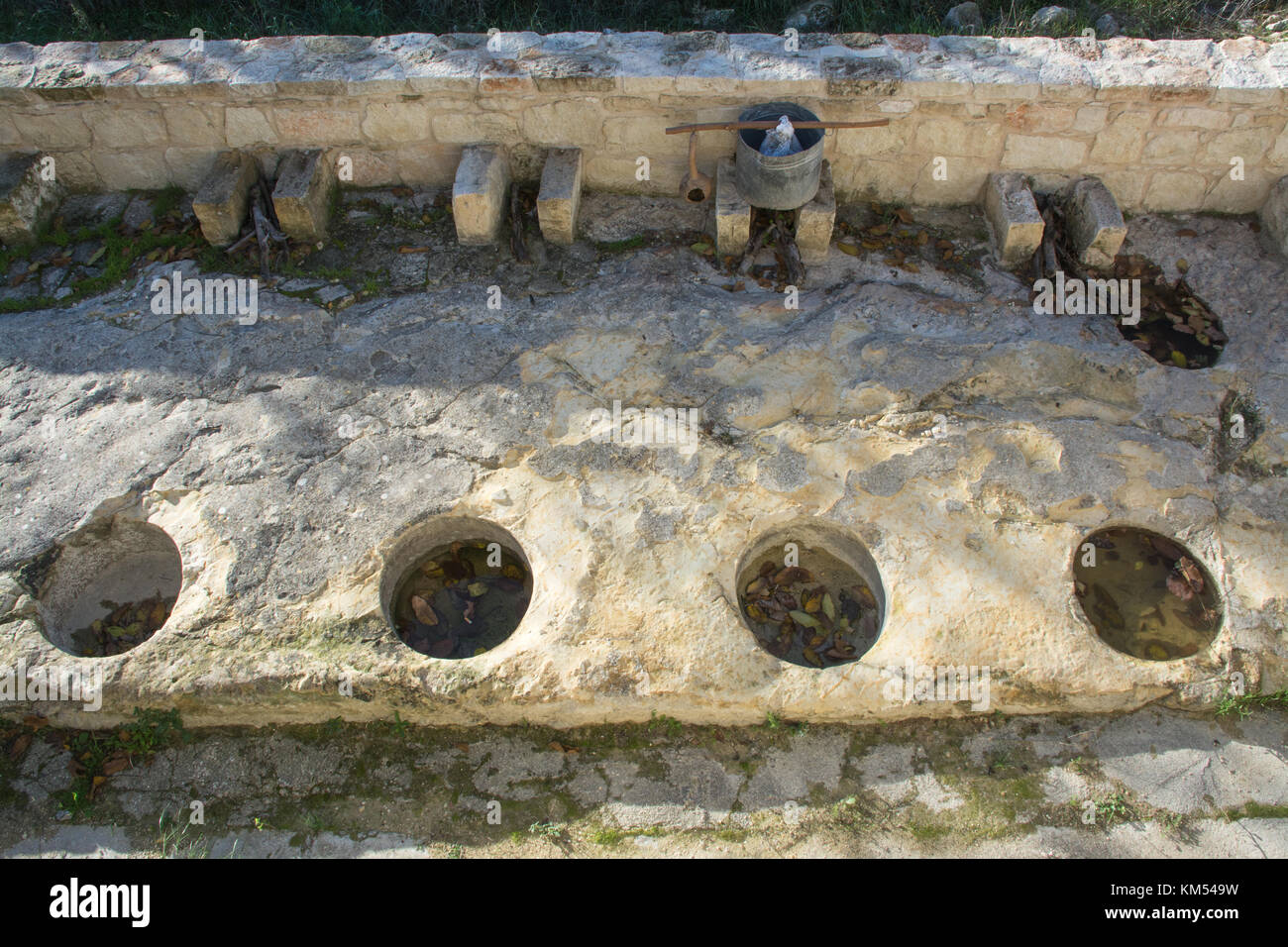 Blick auf die traditionellen waschen Bohrungen und Anlagen im Dorf Kritou Tera im Landkreis Paphos Zypern Stockfoto