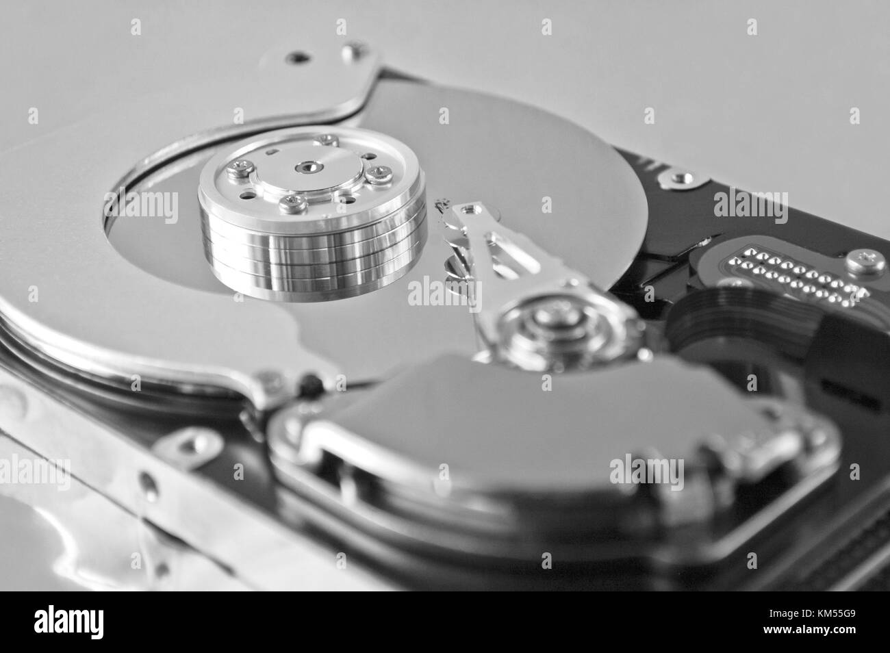 Festplatte im Inneren. Daten-Sicherheitskonzept. Stockfoto