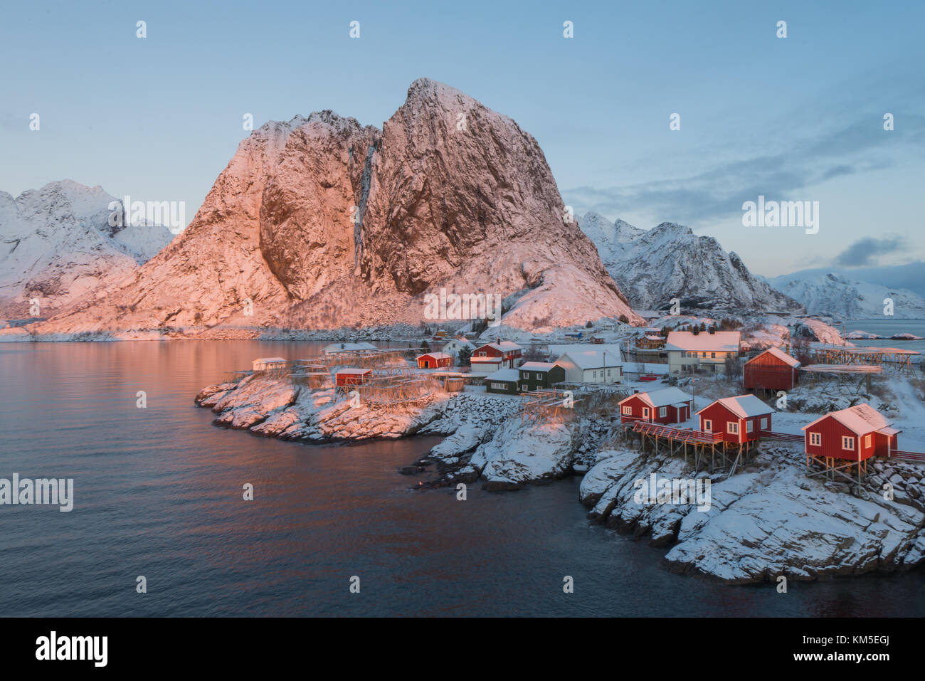 Die atemberaubende Stadt, hamnoy Lofoten Inseln, reine, Norwegen Stockfoto