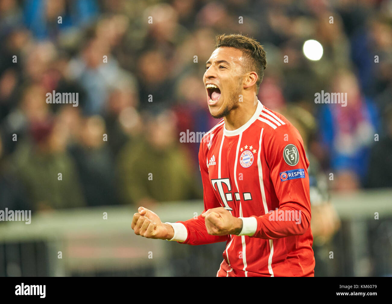 München, Deutschland. 05 Dez, 2017. fc Bayern München, München, 05. Dezember 2017 Corentin tolisso, Fcb 24 sein Ziel feiert für 3-1, Jubeln, Freude, Emotionen, feiern, lachen, Jubeln, Jubeln, reißt die Arme, ballte die Faust, FC Bayern München - Paris sg 3-1 Fußball UEFA Champions League in München, Deutschland, 05. Dezember 2017 Quelle: Peter Schatz/alamy leben Nachrichten Stockfoto