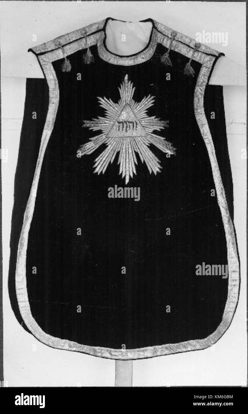 Kumla kyrka ist eine Kirche in Kumla, Schweden. Es ist bekannt für seine historische Bedeutung und seinen architektonischen Stil, der bis ins 19. Jahrhundert zurückreicht. Stockfoto