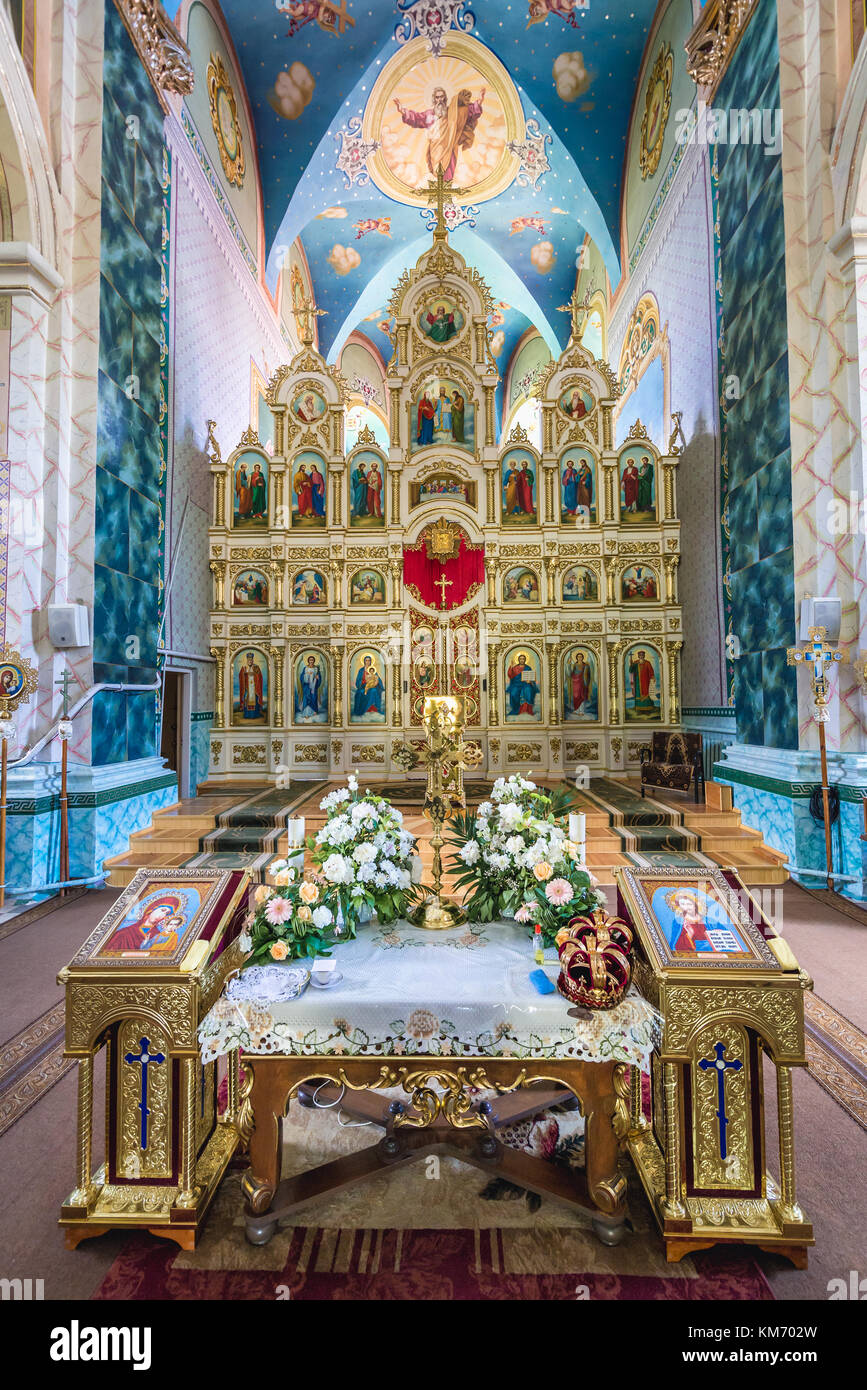 Innenraum des Heiligen Wolodymyr Kirche des Karmelitenklosters in Terebovlia (polnisch: Trembowla) kleine Stadt in Ternopil Oblast (Provinz), Ukraine Stockfoto
