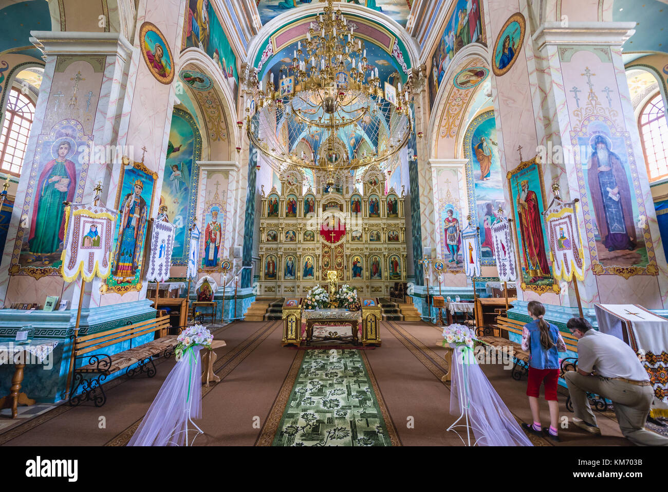 Innenraum des Heiligen Wolodymyr Kirche des Karmelitenklosters in Terebovlia (polnisch: Trembowla) kleine Stadt in Ternopil Oblast (Provinz), Ukraine Stockfoto