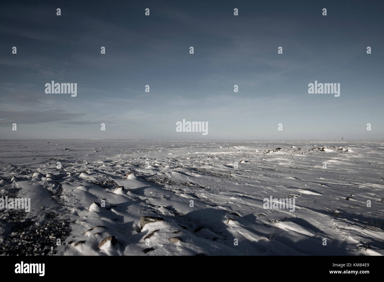 Arktischen Landschaft mit Schnee auf dem Boden in der Nähe von Arviat, Nunavut Stockfoto