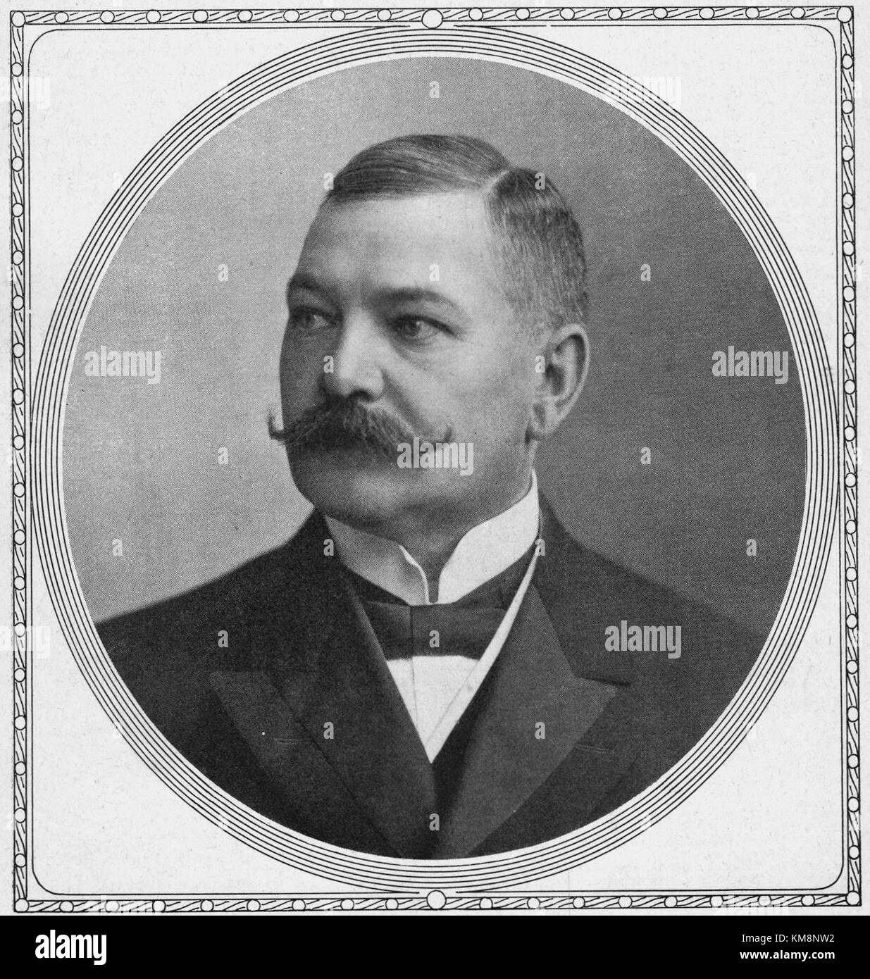 Die H8D von Herman Rydin ist ein historisches Flugzeugmodell aus dem Jahr 1911, das sich durch sein Design und seinen Beitrag zur Luftfahrt im frühen 20. Jahrhundert auszeichnet. Stockfoto