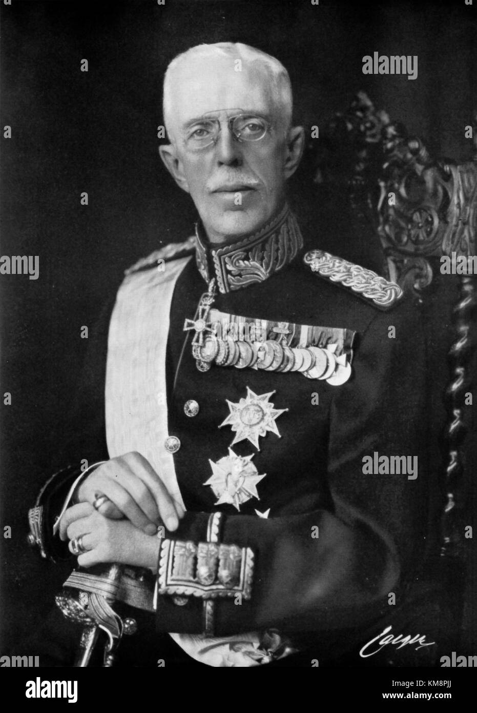 Gustaf V. war von 1907 bis 1950 König von Schweden. Er spielte eine wichtige Rolle in der schwedischen Politik und Geschichte, insbesondere während der Weltkriege und in der Modernisierung Schwedens Anfang des 20. Jahrhunderts. Stockfoto