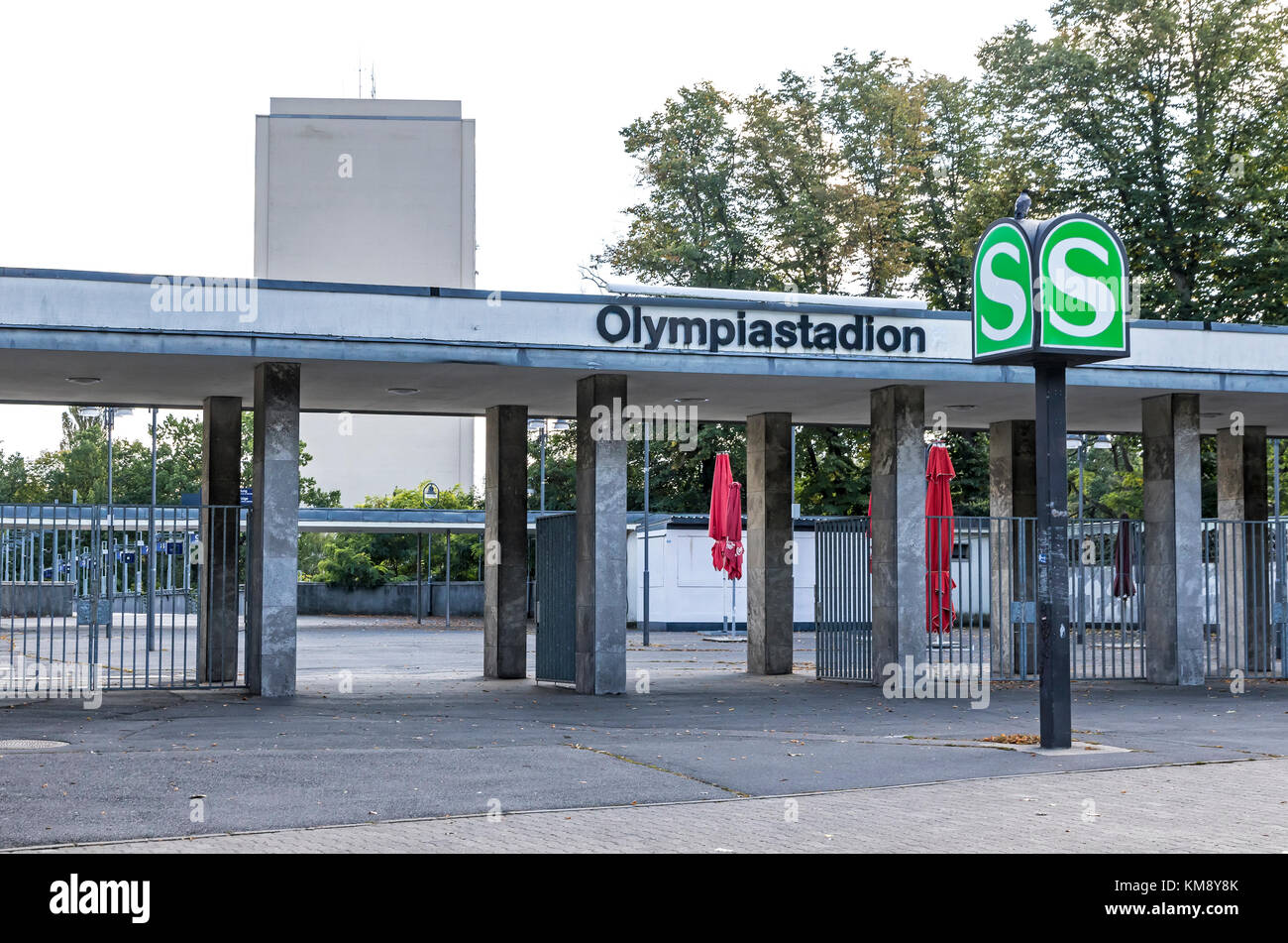 U-Bahn-Station Olympiastadion in Berlin, Deutschland Stockfoto