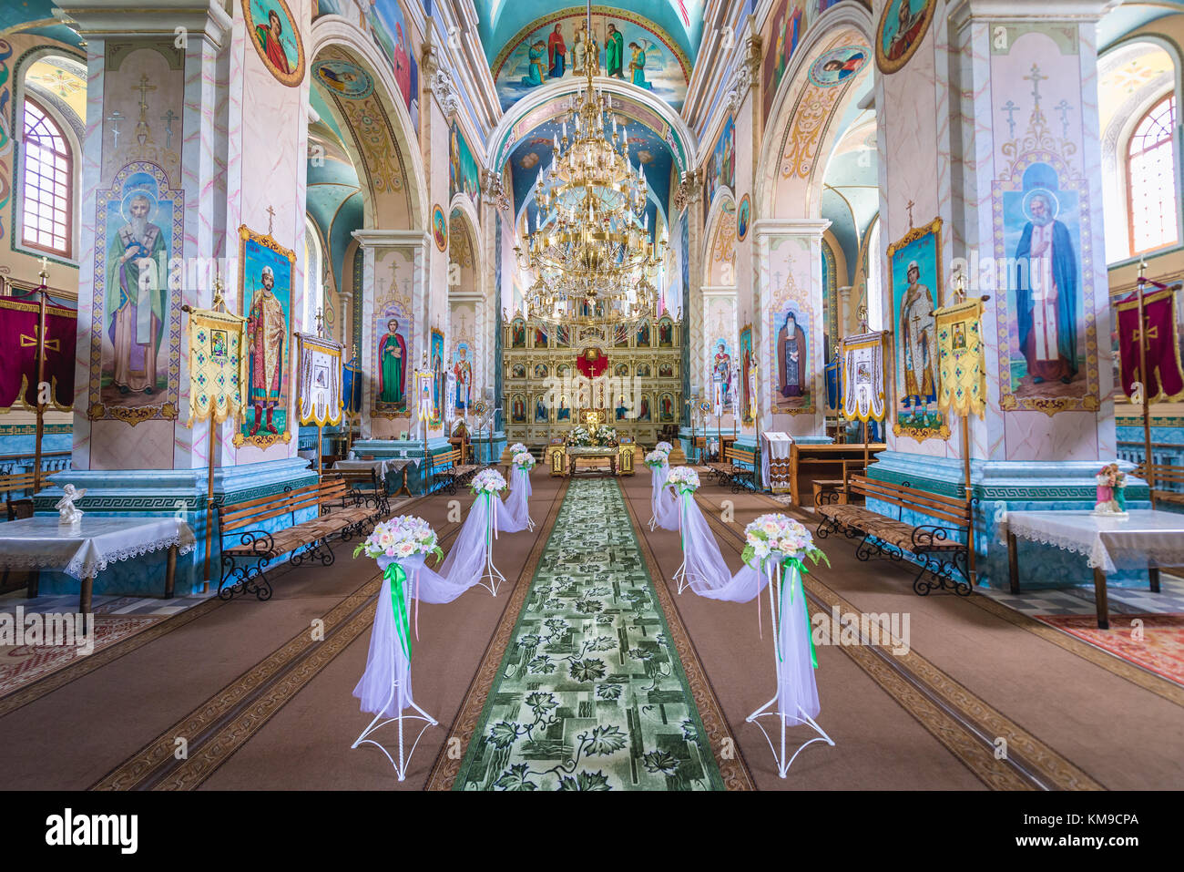 Innenraum des Heiligen Wolodymyr Kirche des Karmelitenklosters in Terebovlia (polnisch: Trembowla) kleine Stadt in Ternopil Oblast (Provinz), Ukraine Stockfoto