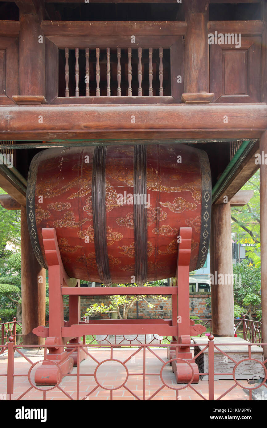 Drum am Tempel der Literatur Hanoi Vietnam Stockfoto