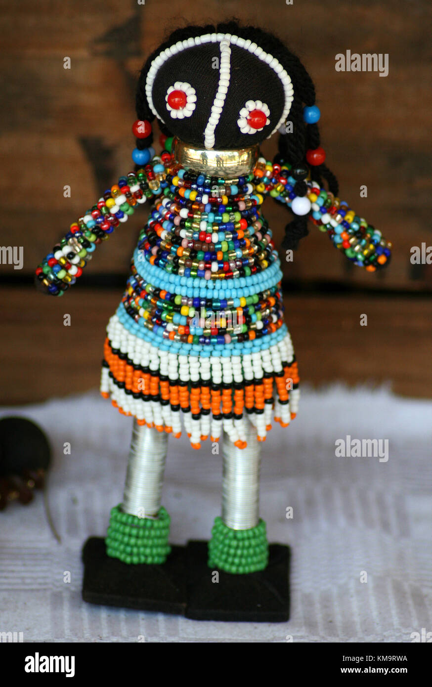 Pilgrims Rest, Mpumalanga, Puppe dekoriert mit afrikanischen Perlenarbeiten Stockfoto