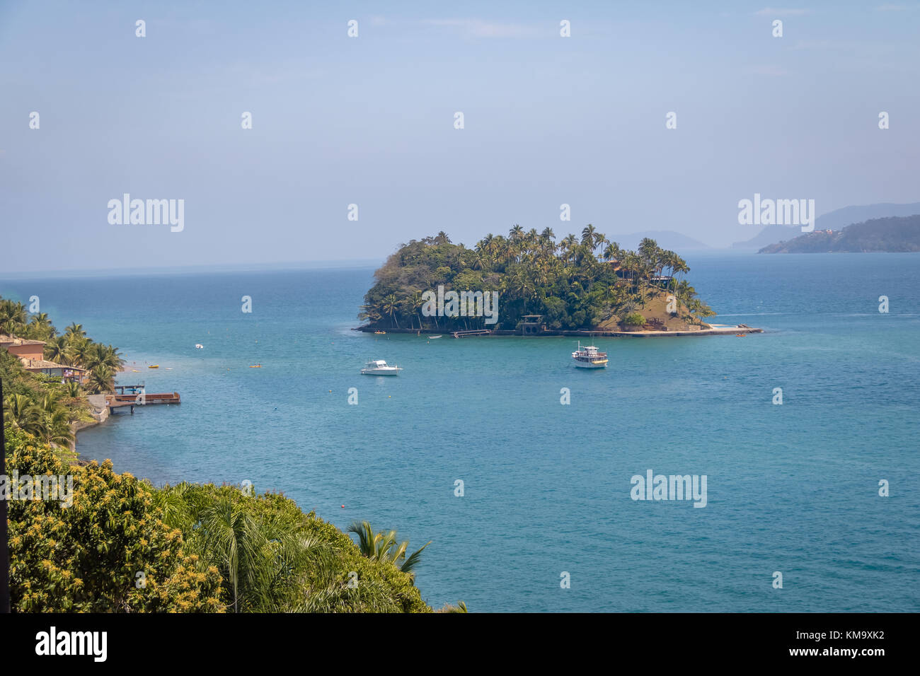 Luftaufnahme von Ilha das cabras Island - ilhabela, Sao Paulo, Brasilien Stockfoto