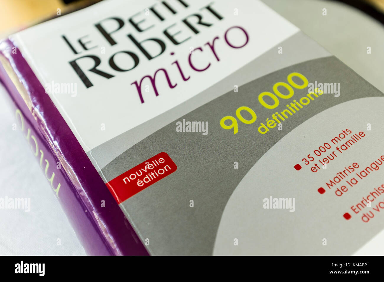 Die Abdeckung der Le Petit Robert Micro Französisch - Französisch wörterbuch Stockfoto