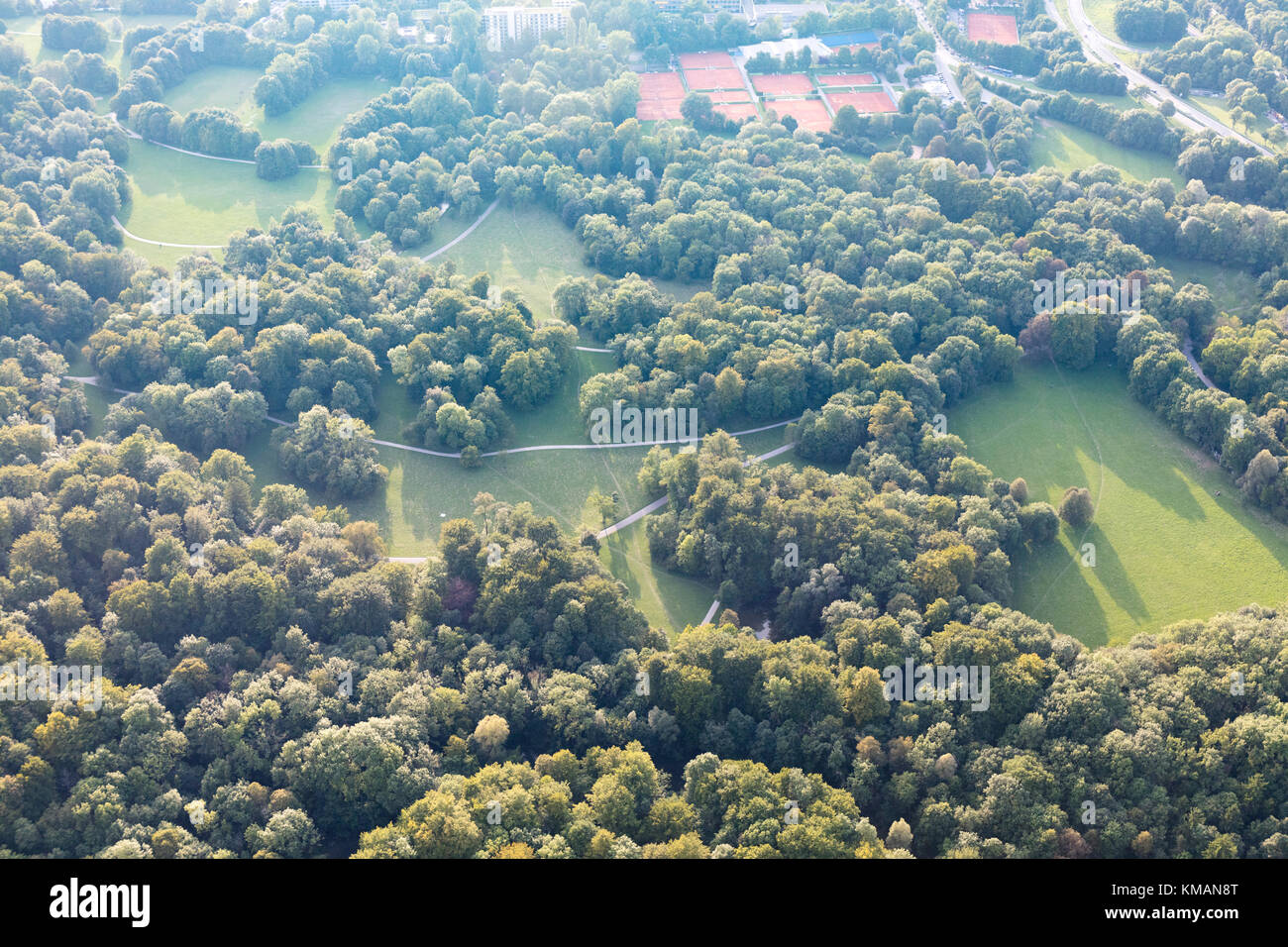 Luftaufnahme des Englischen Garten, München, Bayern, Deutschland Stockfoto