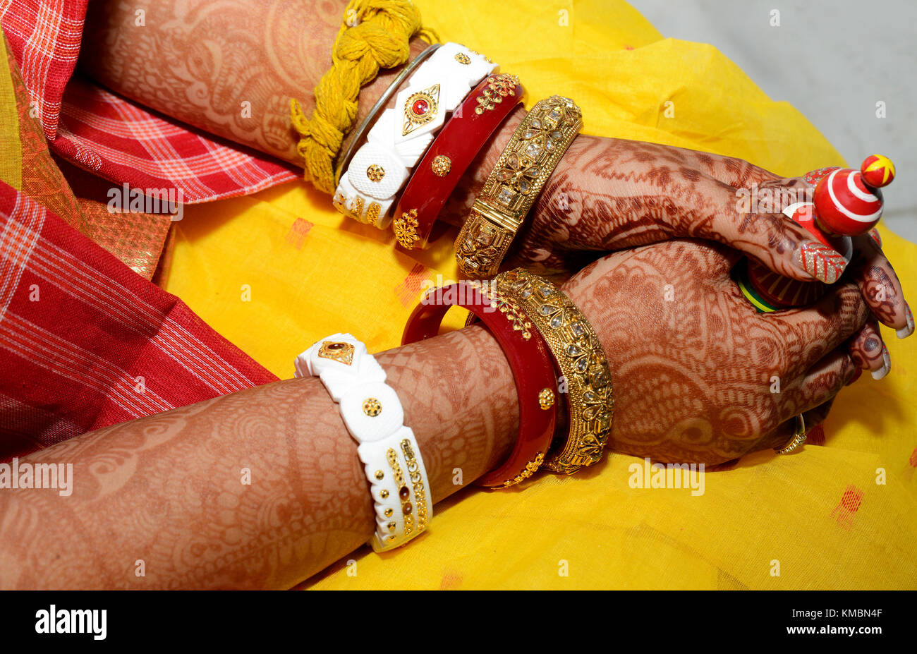 Schön asiatische Braut Hände eingerichtet Stockfoto