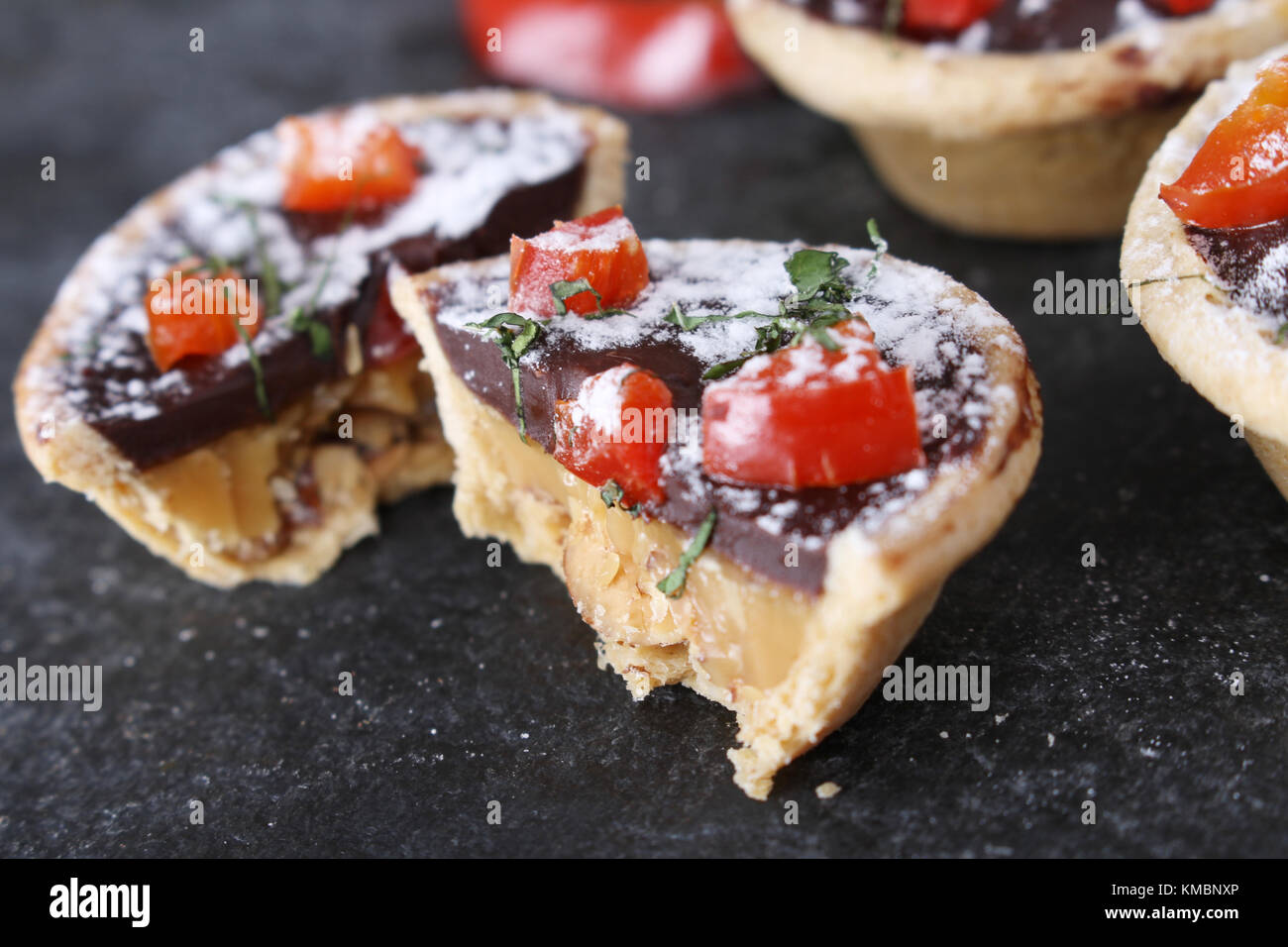 Mini Schokolade Torten mit Chili Stockfoto