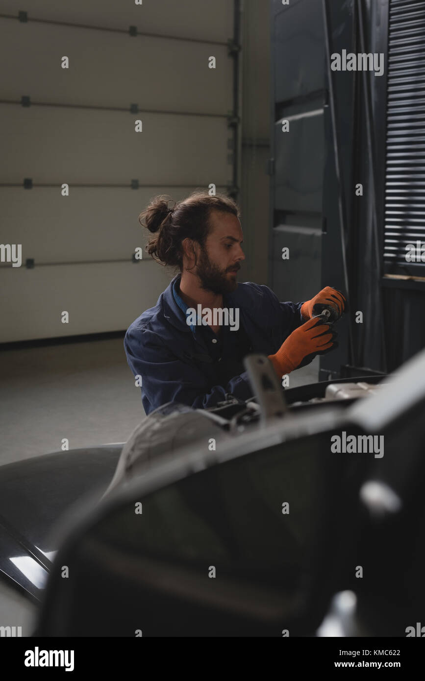 Mechaniker Auto Reparatur Stockfoto