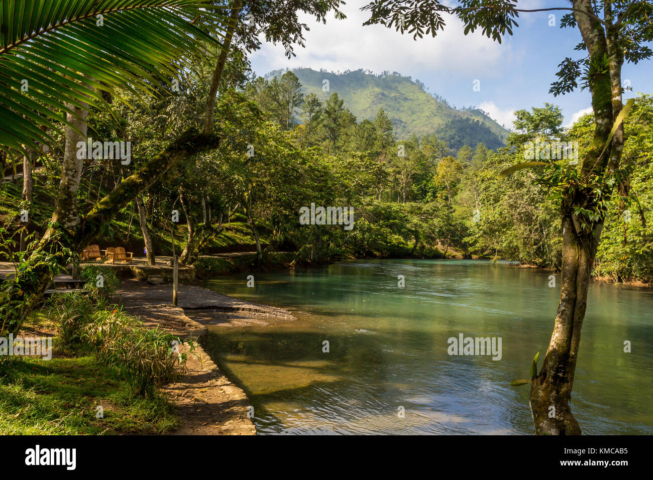 Lanquín Fluss Lanquín Stockfoto Lanquín Fluss Lanquín Stockfoto
