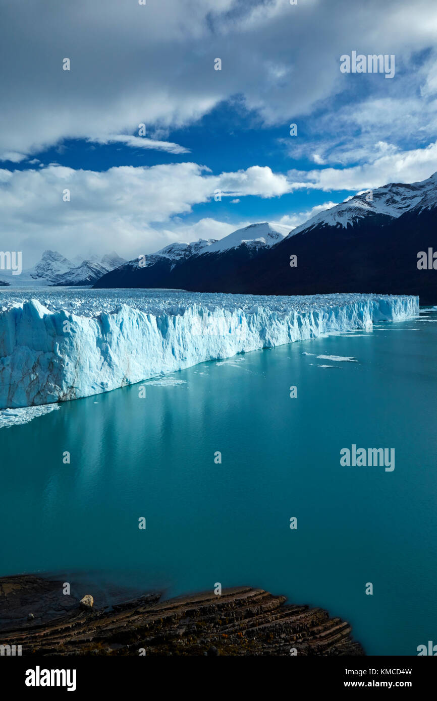Terminal Gesicht des Gletschers Perito Moreno, und der Lago Argentino, Parque Nacional Los Glaciares (World Heritage Area), Patagonien, Argentinien, Südamerika Stockfoto