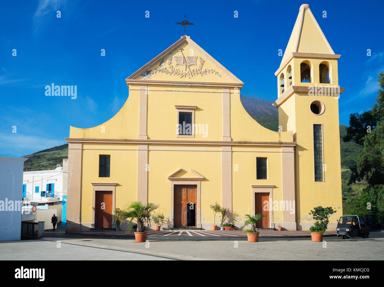San Vincenzo Ferreri Kirche, Stromboli, Äolischen Inseln, zum UNESCO-Weltkulturerbe, Sizilien, Italien, Mittelmeer, Europa Stockfoto