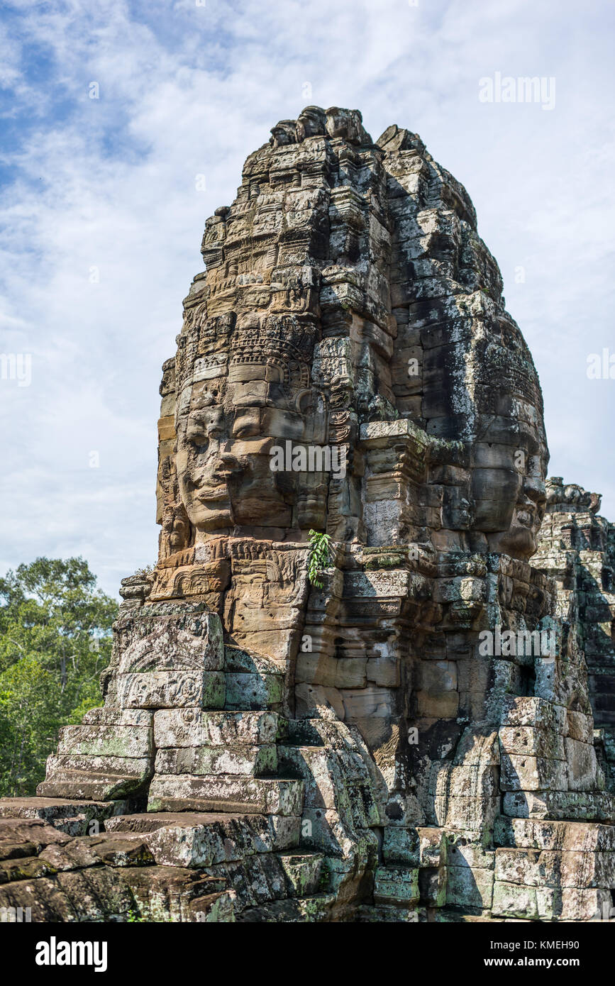 Siem Reap, Kambodscha, 13. Nov. 2015: Filigrane Steinmetzarbeiten von König Jayavarman VII. Stockfoto