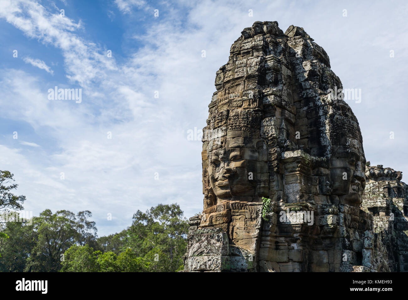 Siem Reap, Kambodscha, 13. Nov. 2015: Filigrane Steinmetzarbeiten von König Jayavarman VII. Stockfoto