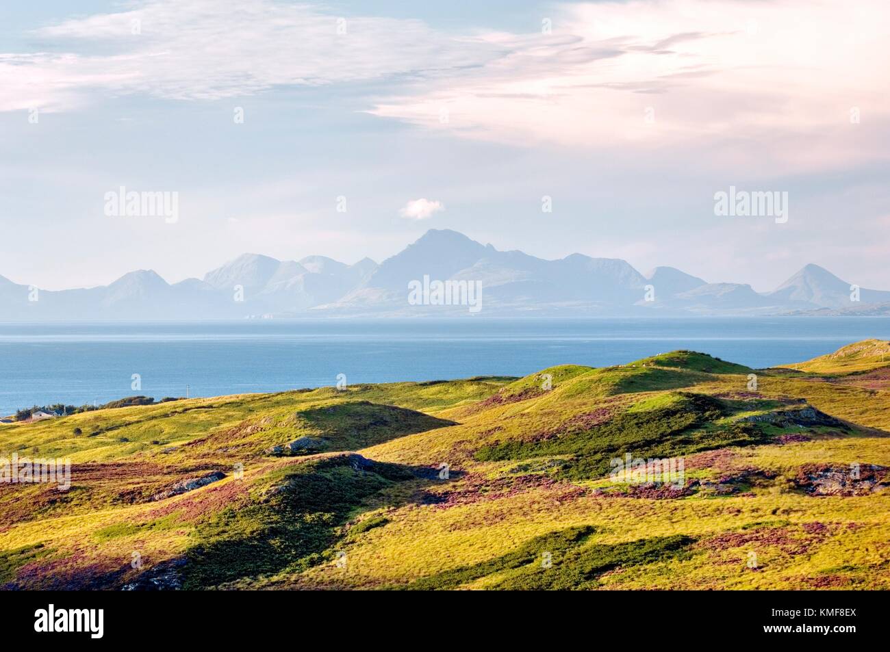 N. aus Beinn Nan Losgann auf der Ardnamurchan-Halbinsel im westlichen Hochland, Schottland, zu den Cuillin Hills, Isle Of Skye Stockfoto